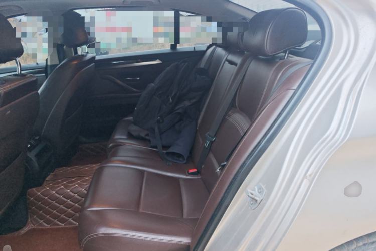 Used BMW 5 Series 2014 525Li Luxury Design Package Left Rear Seat