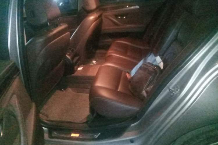 Used BMW 5 Series 2014 525Li Luxury Design Package Left Rear Seat