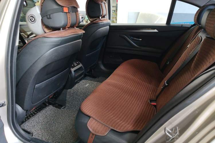 Used BMW 5 Series 2014 525Li Leading Model Left Rear Seat