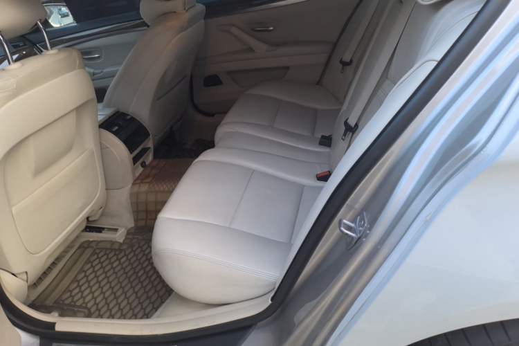 Used BMW 5 Series 2014 525Li Fashion Design Package Left Rear Seat