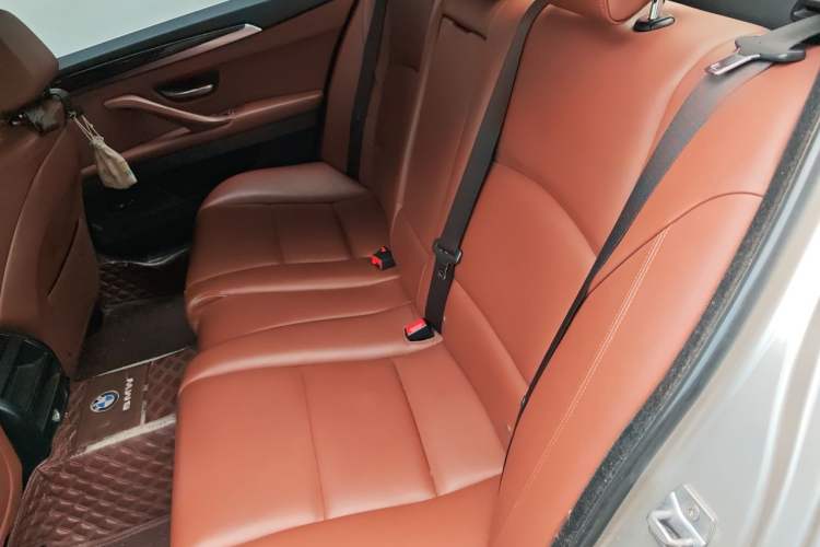 Used BMW 5 Series 2014 525Li Leading Model Left Rear Seat