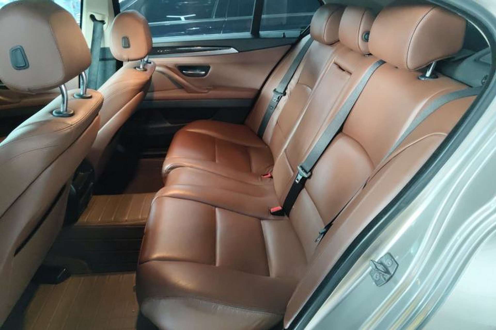 Used BMW 5 Series 2014 525Li Leading Model Left Rear Seat