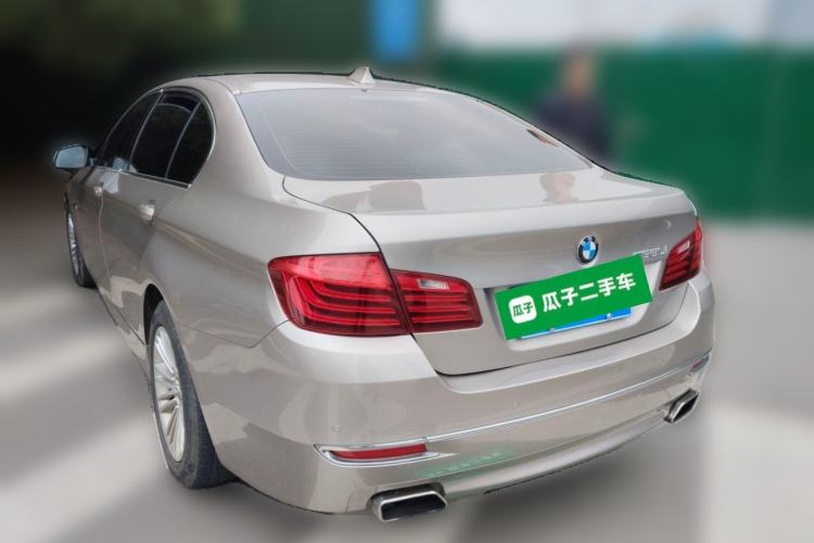Used BMW 5 Series 2014 520Li Elegant Model Rear Left 45 Deg