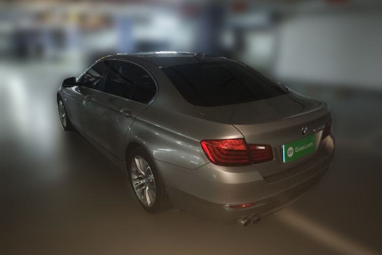 Used BMW 5 Series 2014 520Li Elegant Model Rear Left 45 Deg