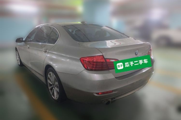 Used BMW 5 Series 2014 528Li Leading Model Rear Left 45 Deg