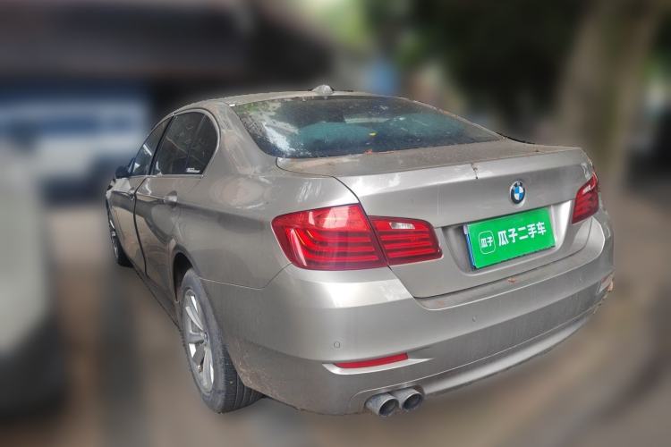 Used BMW 5 Series 2014 520Li Elegant Model Rear Left 45 Deg
