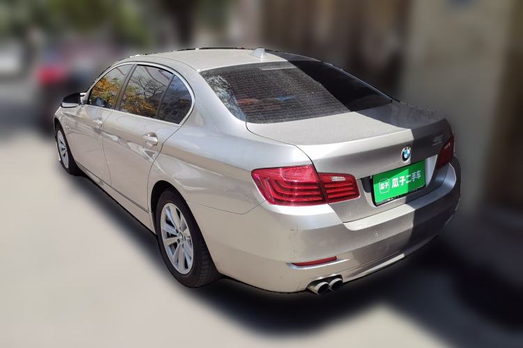 Used BMW 5 Series 2014 520Li Elegant Model Rear Left 45 Deg