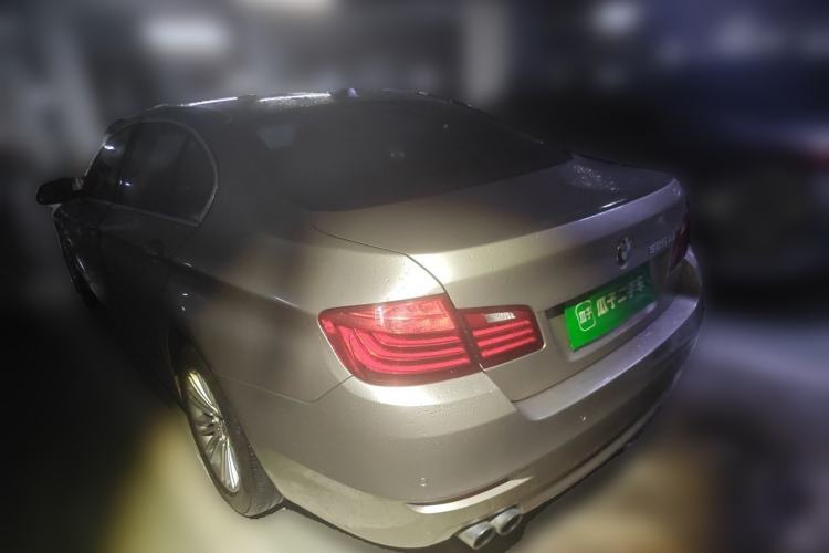 Used BMW 5 Series 2014 525Li Leading Model Rear Left 45 Deg