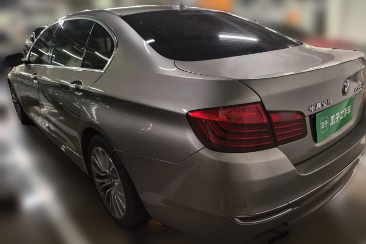 Used BMW 5 Series 2014 525Li Luxury Design Package Rear Left 45 Deg