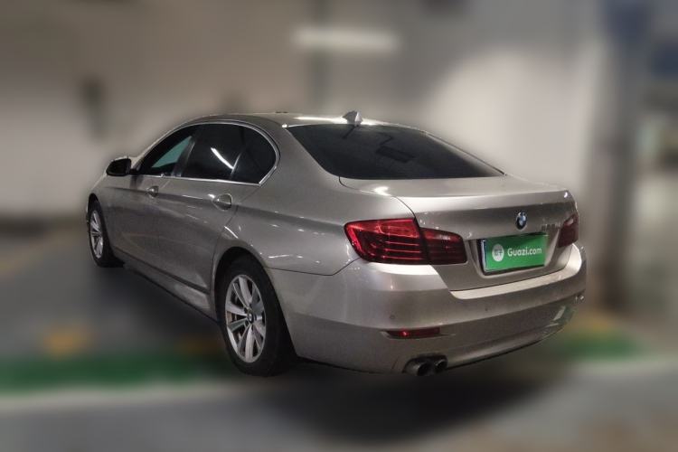 Used BMW 5 Series 2014 520Li Elegant Model Rear Left 45 Deg