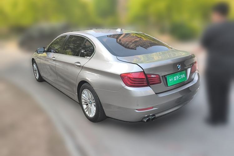 Used BMW 5 Series 2014 525Li Leading Model Rear Left 45 Deg