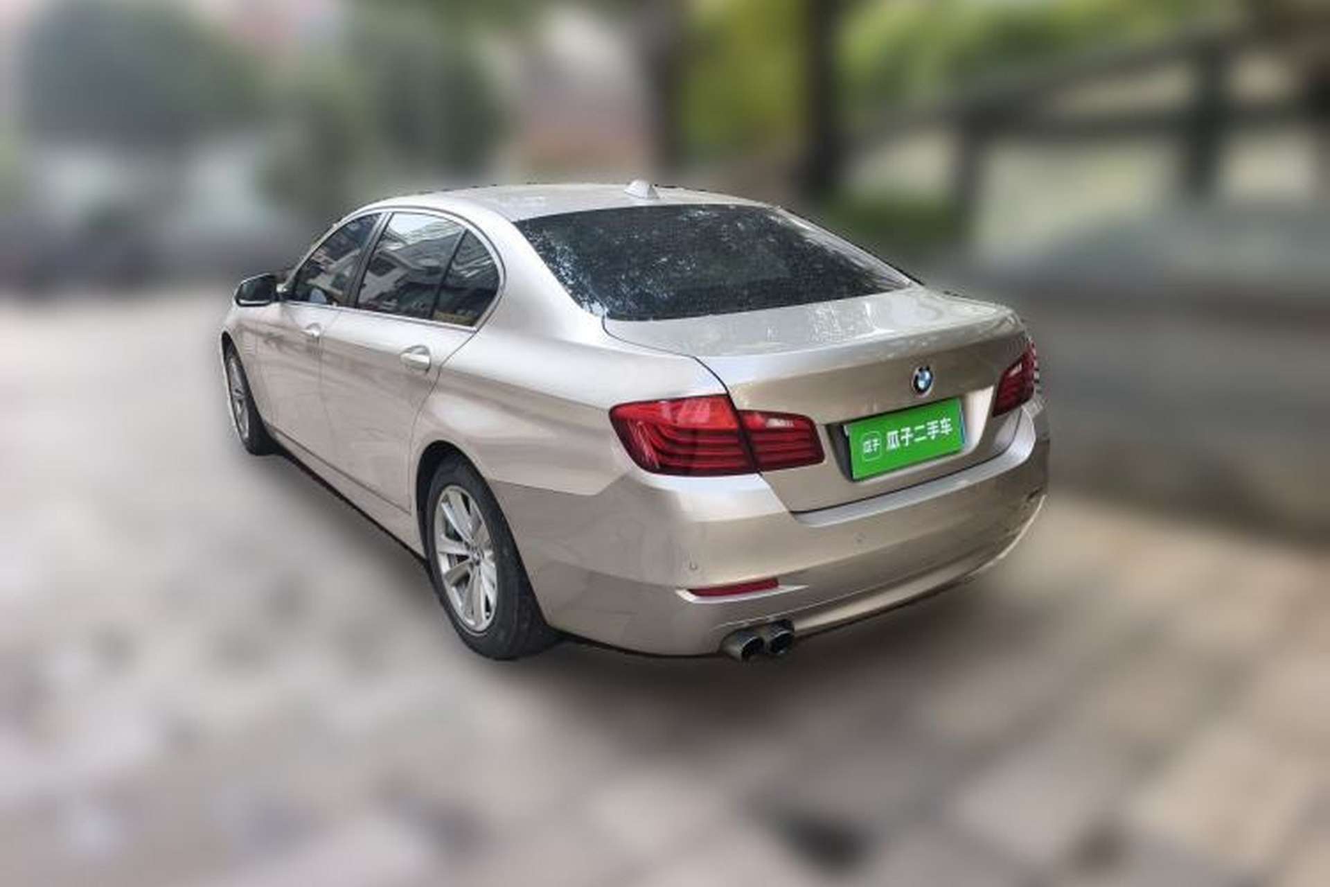 Used BMW 5 Series 2014 520Li Elegant Model Rear Left 45 Deg