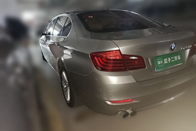 Used BMW 5 Series 2014 525Li Leading Model Rear Left 45 Deg