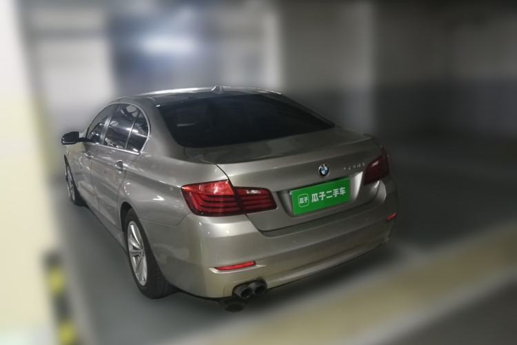 Used BMW 5 Series 2014 520Li Elegant Model Rear Left 45 Deg