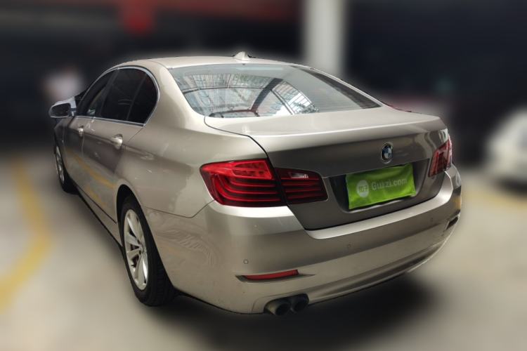 Used BMW 5 Series 2014 520Li Elegant Model Rear Left 45 Deg