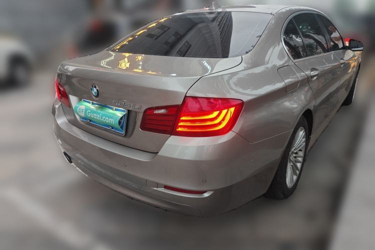 Used BMW 5 Series 2014 525Li Leading Model Rear Right 45 Deg