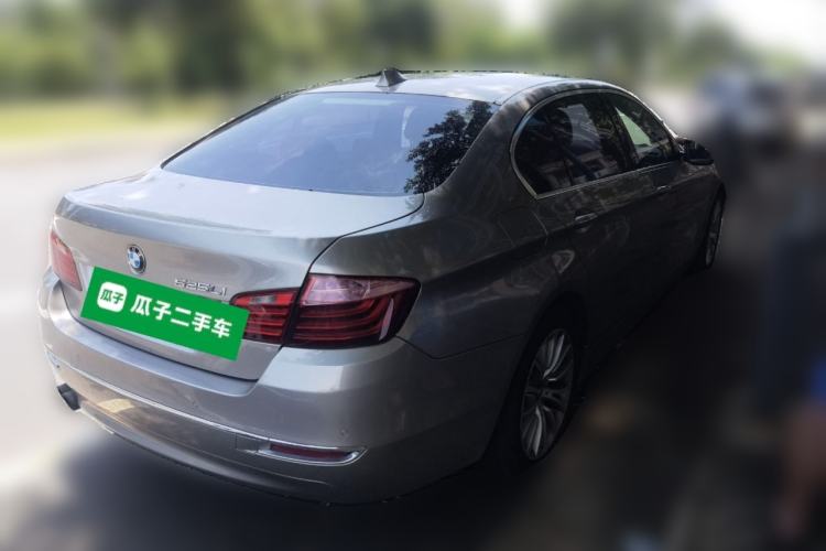 Used BMW 5 Series 2014 525Li Luxury Design Package Rear Right 45 Deg