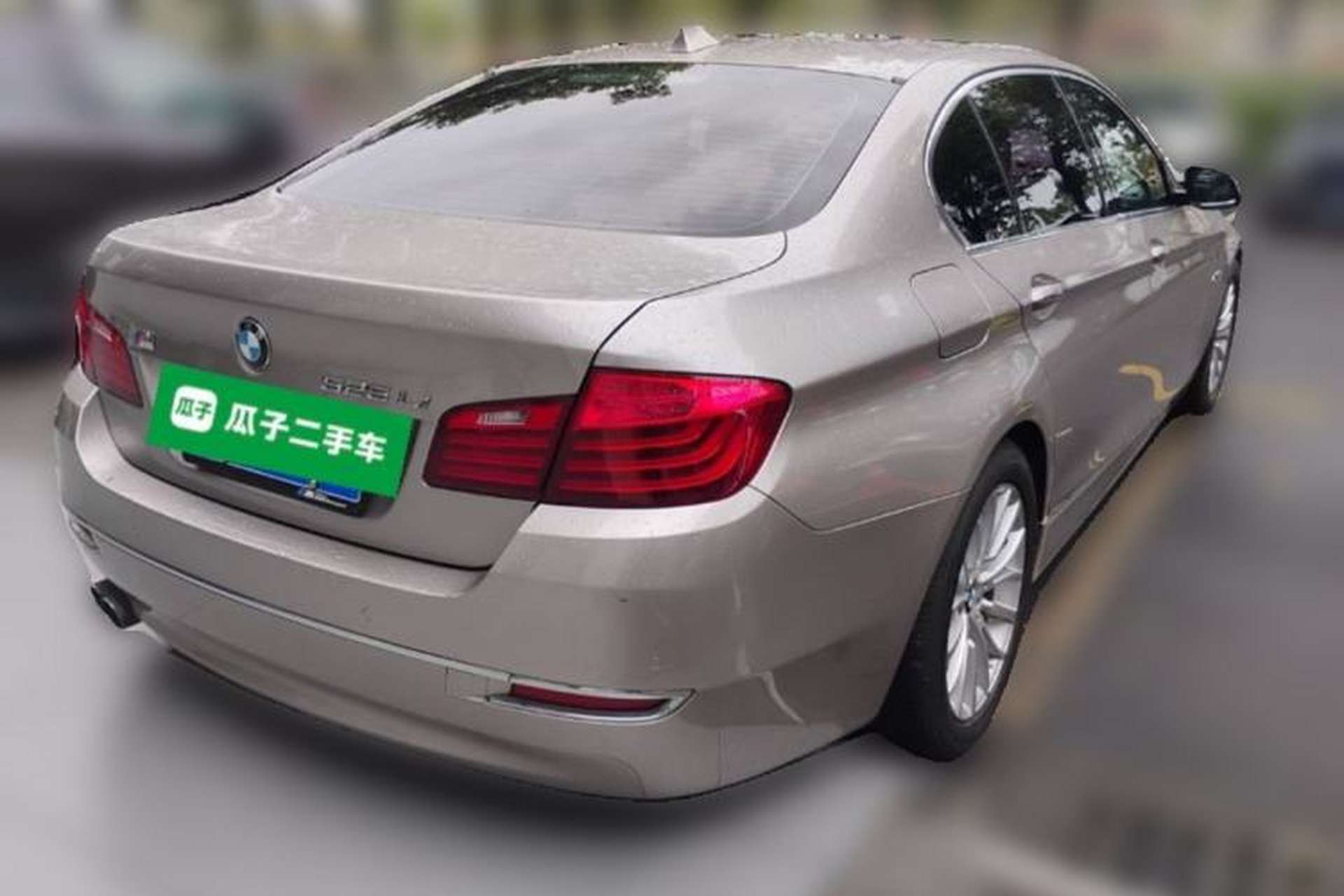 Used BMW 5 Series 2014 525Li Luxury Design Package Rear Right 45 Deg
