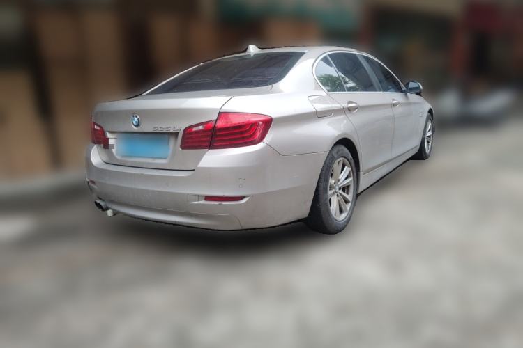 Used BMW 5 Series 2014 520Li Elegant Model Rear Right 45 Deg