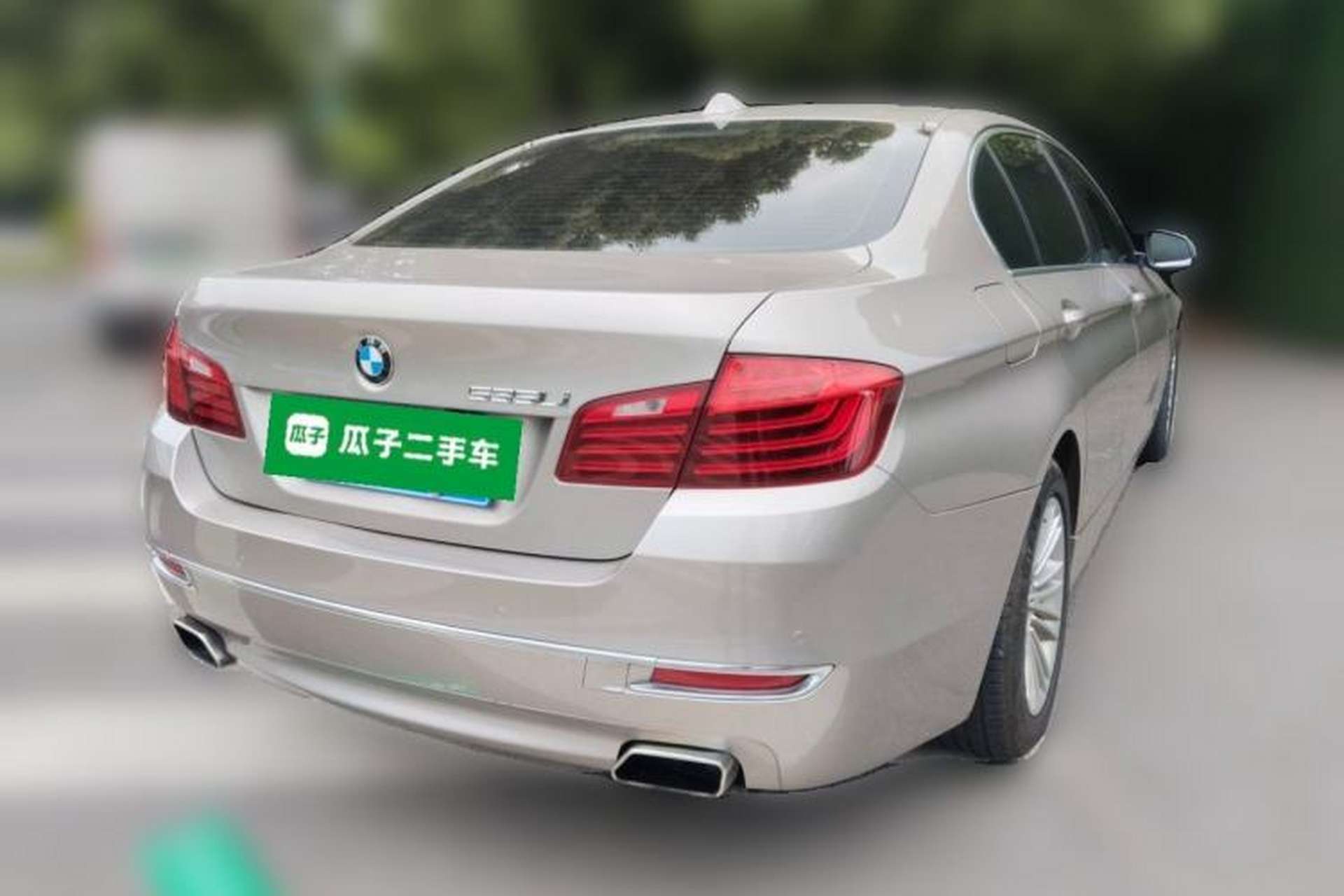 Used BMW 5 Series 2014 520Li Elegant Model Rear Right 45 Deg