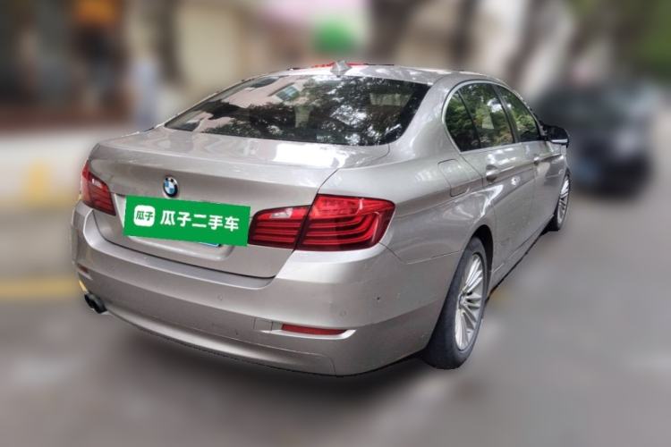 Used BMW 5 Series 2014 525Li Leading Model Rear Right 45 Deg