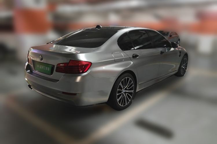 Used BMW 5 Series 2014 525Li Luxury Design Package Rear Right 45 Deg