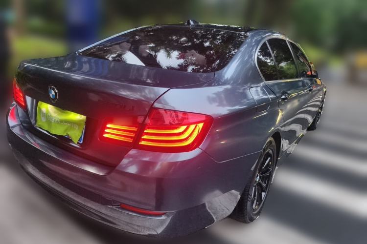 Used BMW 5 Series 2014 520Li Elegant Model Rear Right 45 Deg