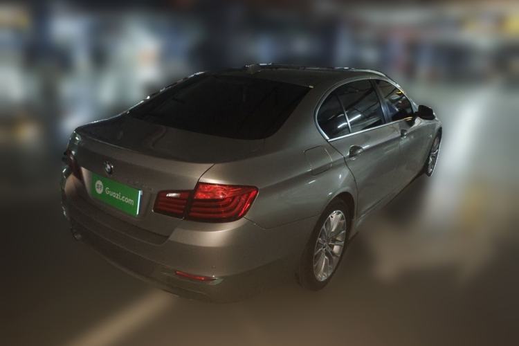 Used BMW 5 Series 2014 520Li Elegant Model Rear Right 45 Deg