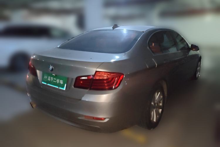 Used BMW 5 Series 2014 520Li Elegant Model Rear Right 45 Deg