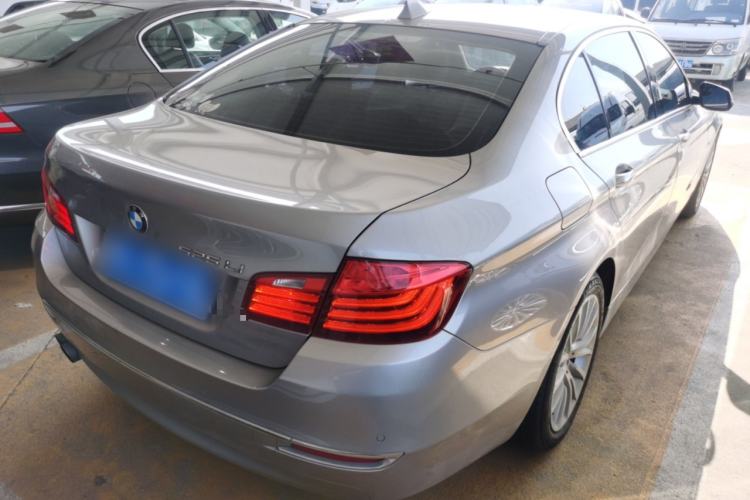 Used BMW 5 Series 2014 525Li Luxury Design Package Rear Right 45 Deg