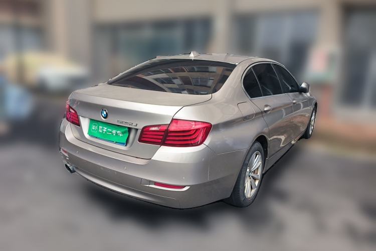 Used BMW 5 Series 2014 520Li Elegant Model Rear Right 45 Deg