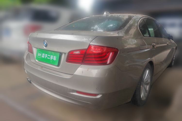 Used BMW 5 Series 2014 520Li Elegant Model Rear Right 45 Deg
