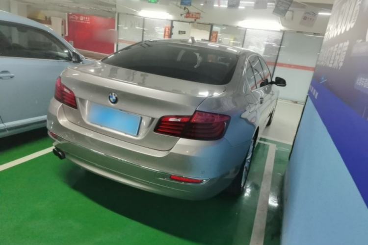 Used BMW 5 Series 2014 525Li Luxury Design Package Rear Right 45 Deg