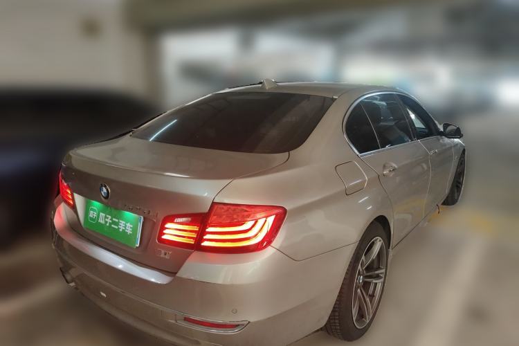 Used BMW 5 Series 2014 525Li Luxury Design Package Rear Right 45 Deg