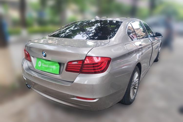 Used BMW 5 Series 2014 525Li Leading Model Rear Right 45 Deg