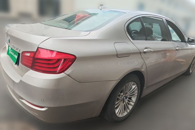 Used BMW 5 Series 2014 525Li Leading Model Rear Right 45 Deg
