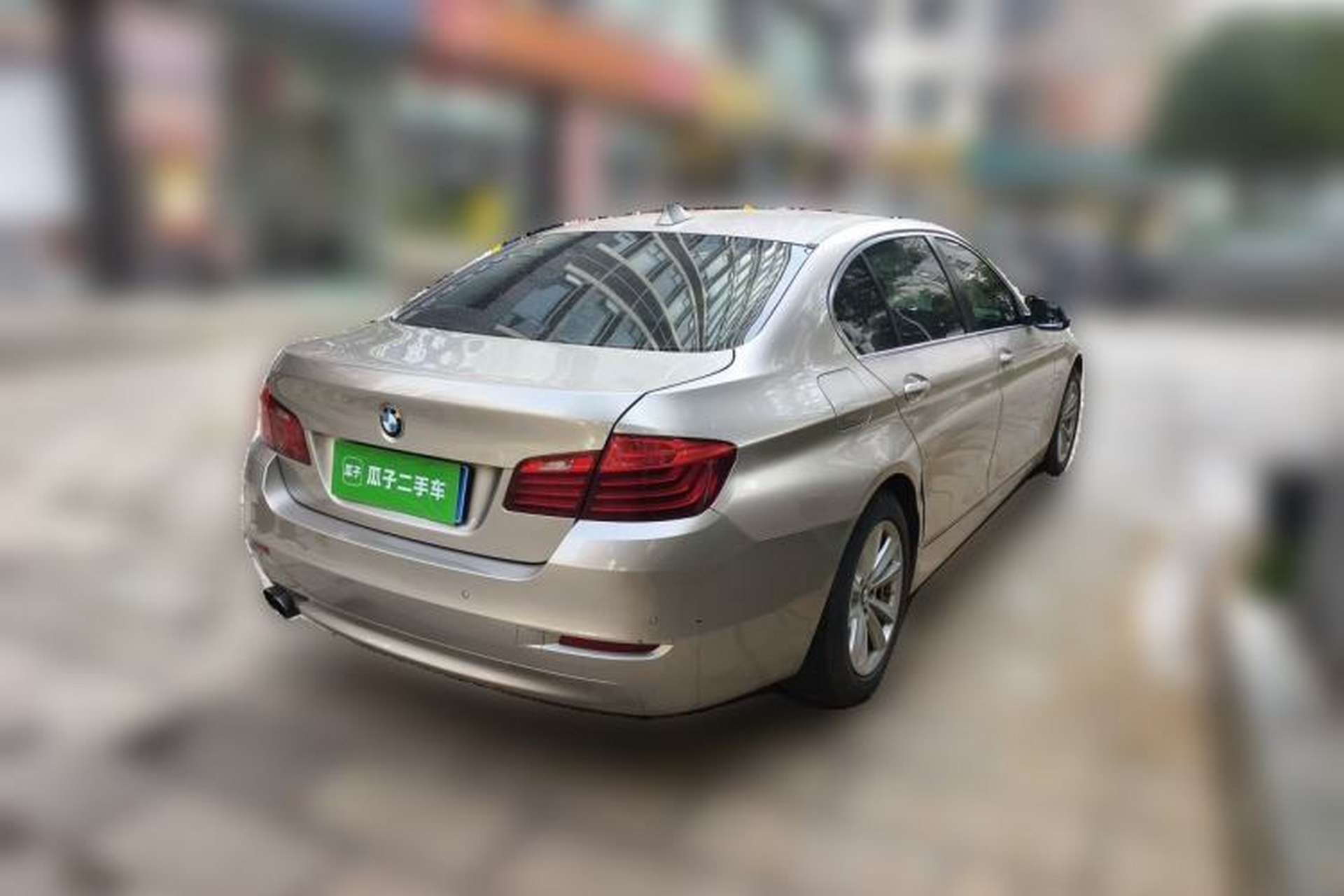 Used BMW 5 Series 2014 520Li Elegant Model Rear Right 45 Deg