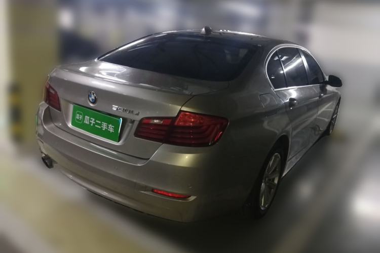 Used BMW 5 Series 2014 520Li Elegant Model Rear Right 45 Deg