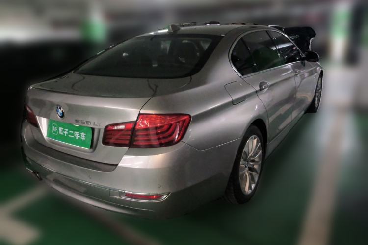 Used BMW 5 Series 2014 525Li Luxury Design Package Rear Right 45 Deg