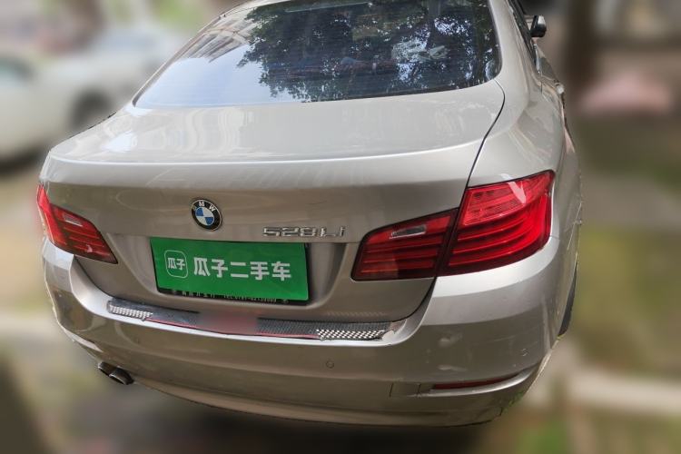 Used BMW 5 Series 2014 528Li Leading Model Rear