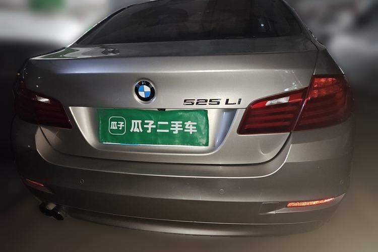 Used BMW 5 Series 2014 525Li Leading Model Rear