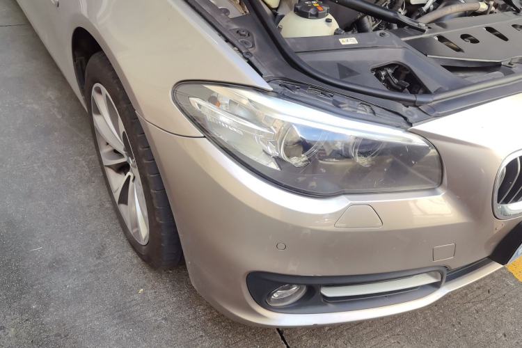 Used BMW 5 Series 2014 528Li xDrive Fashion Design Package Right Front Headlight