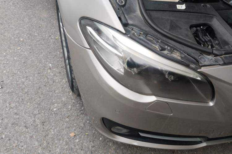 Used BMW 5 Series 2014 520Li Elegant Model Right Front Headlight