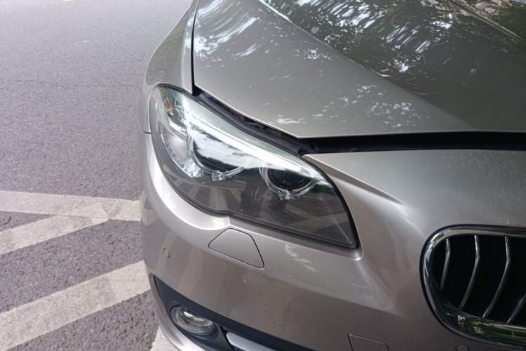 Used BMW 5 Series 2014 520Li Elegant Model Right Front Headlight