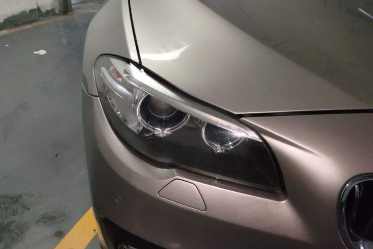 Used BMW 5 Series 2014 520Li Elegant Model Right Front Headlight