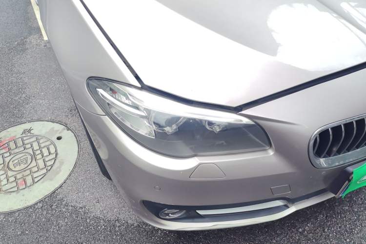 Used BMW 5 Series 2014 520Li Elegant Model Right Front Headlight