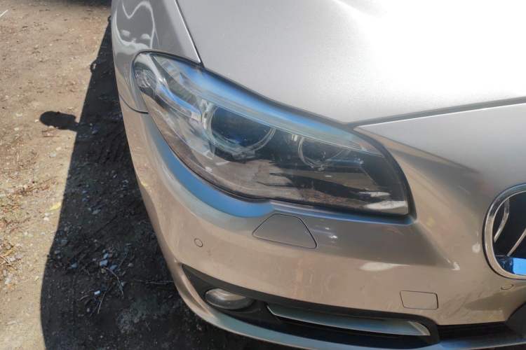 Used BMW 5 Series 2014 520i Elegant Edition Right Front Headlight