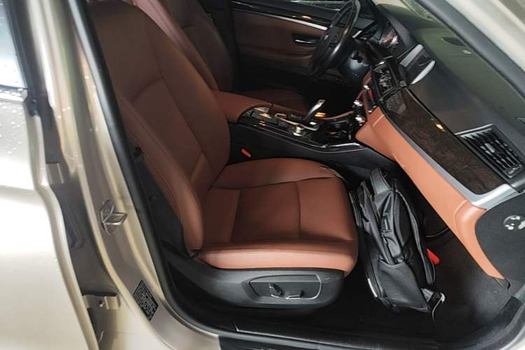 Used BMW 5 Series 2014 525Li Leading Model Right Front Seat