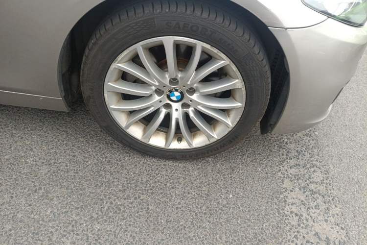 Used BMW 5 Series 2014 525Li Luxury Design Package Right Front Wheel Hub