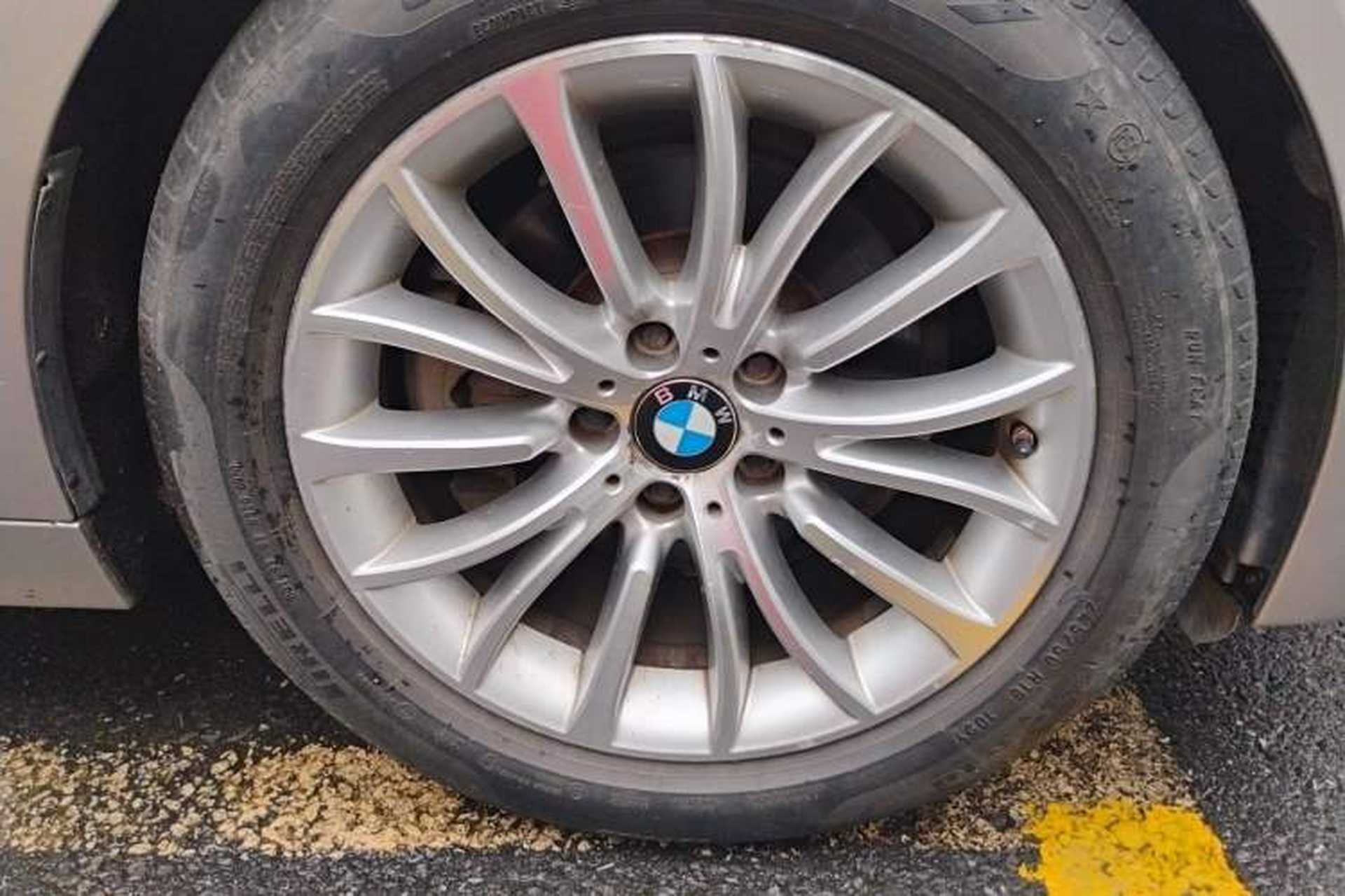 Used BMW 5 Series 2014 525Li Luxury Design Package Right Front Wheel Hub